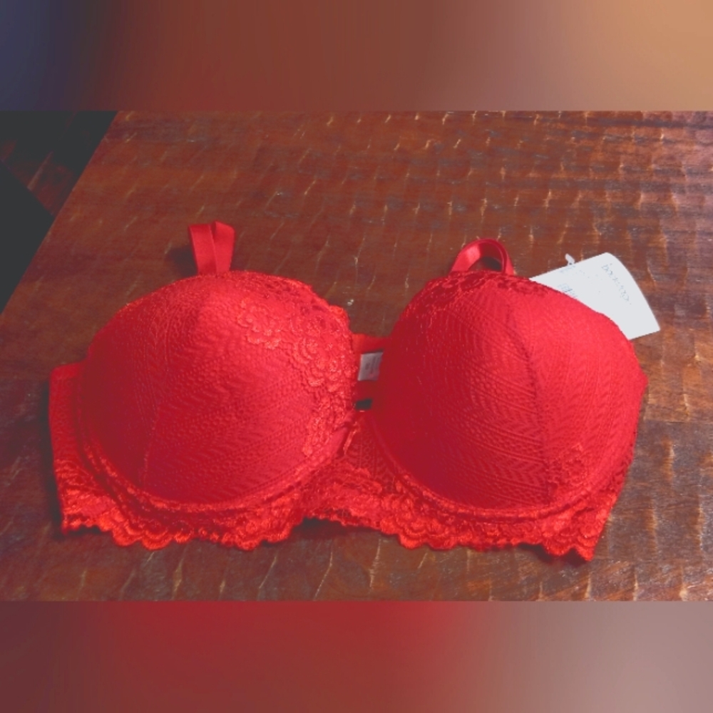 Backstage lift bra